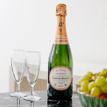 Appartamento Le Clery Perche Sur Les Toits De